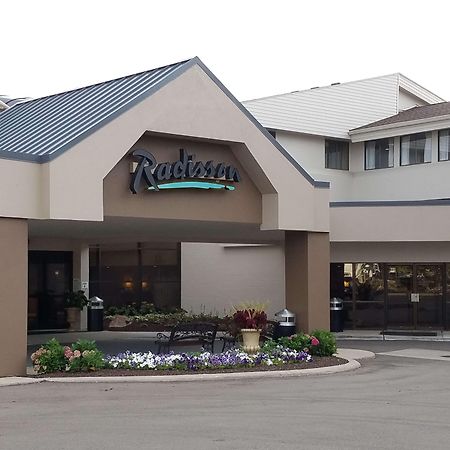 Radisson Hotel Detroit-Farmington Hills Exterior foto